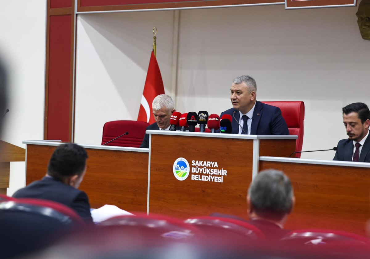 Sakarya’nın yarınları için 57 gündem Büyükşehir meclisinden geçti