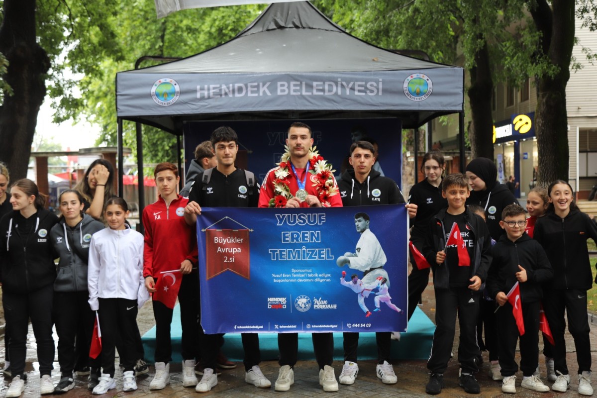HENDEKLİ AVRUPA İKİNCİSİ YUSUF EREN TEMİZEL'E COŞKULU KARŞILAMA