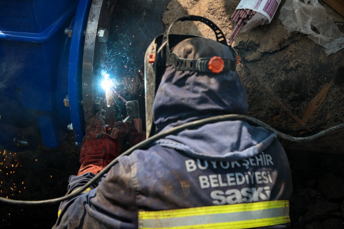 Yeni pompa sistemi ile Hendek’e saniyede 390 litre su iletilmeye başlandı