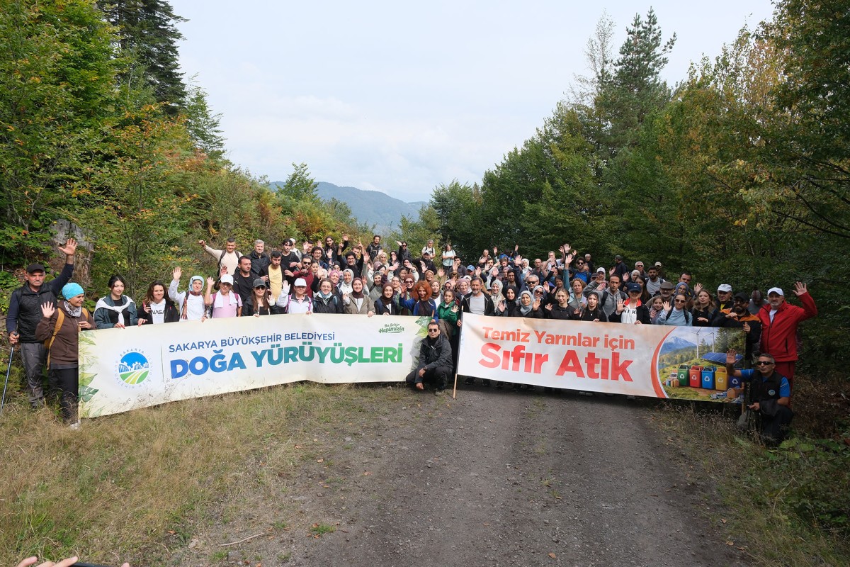 Doğaseverler bu kez Hendek’in yaylalarını adımladı