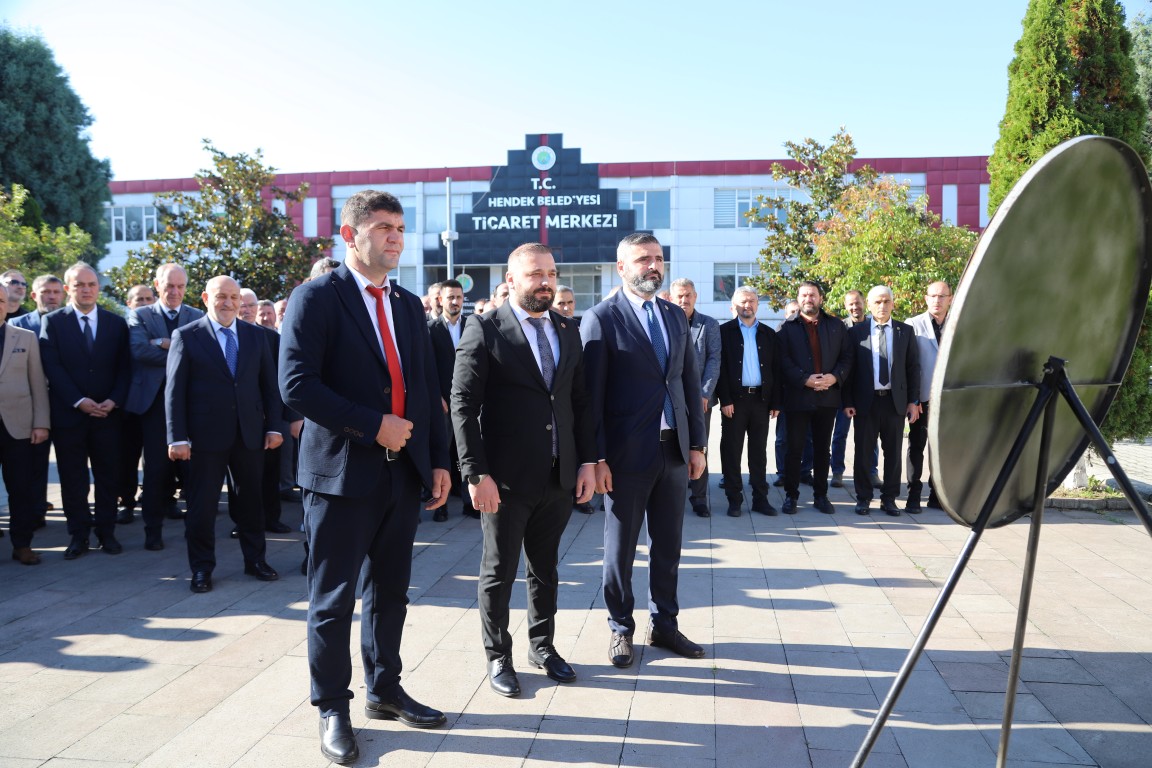 19 EKİM MUHTARLAR GÜNÜ HENDEK'TE TÖRENLE KUTLANDI!